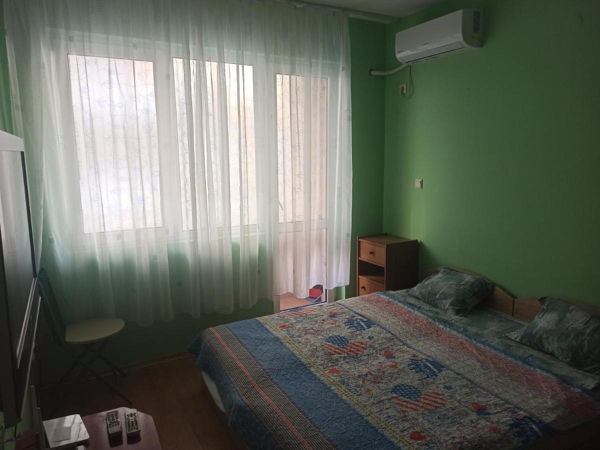 Apartament Alexandr 1 Apartment Бургас Екстериор снимка